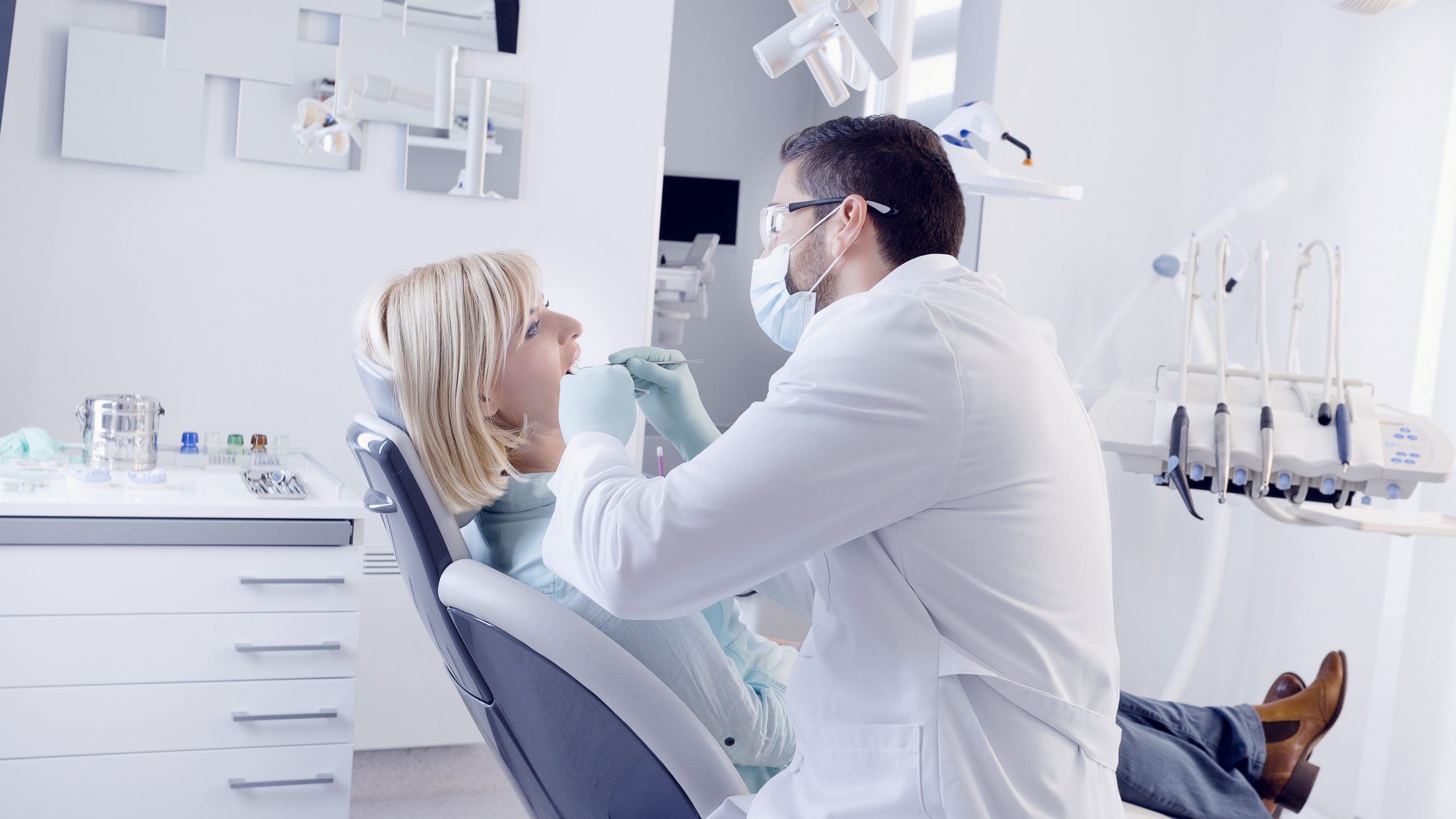 Dentist in Oakland, OR