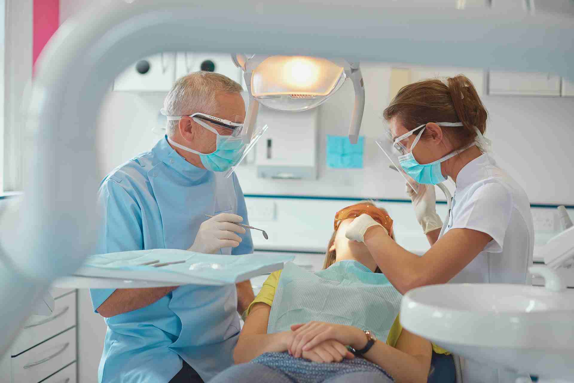 Dentist in Oakland, OR